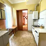 вул огієнка 11 біля залізничного вокзалу * לבוב