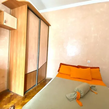 вул огієнка 11 біля залізничного вокзалу *