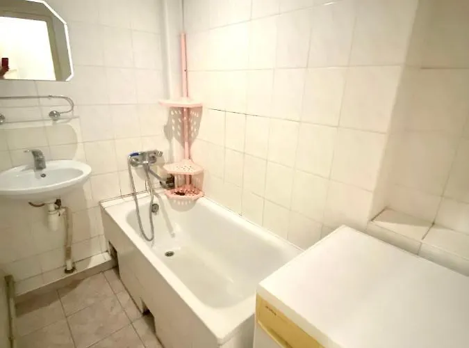 вул огієнка 11 біля залізничного вокзалу リヴィウ